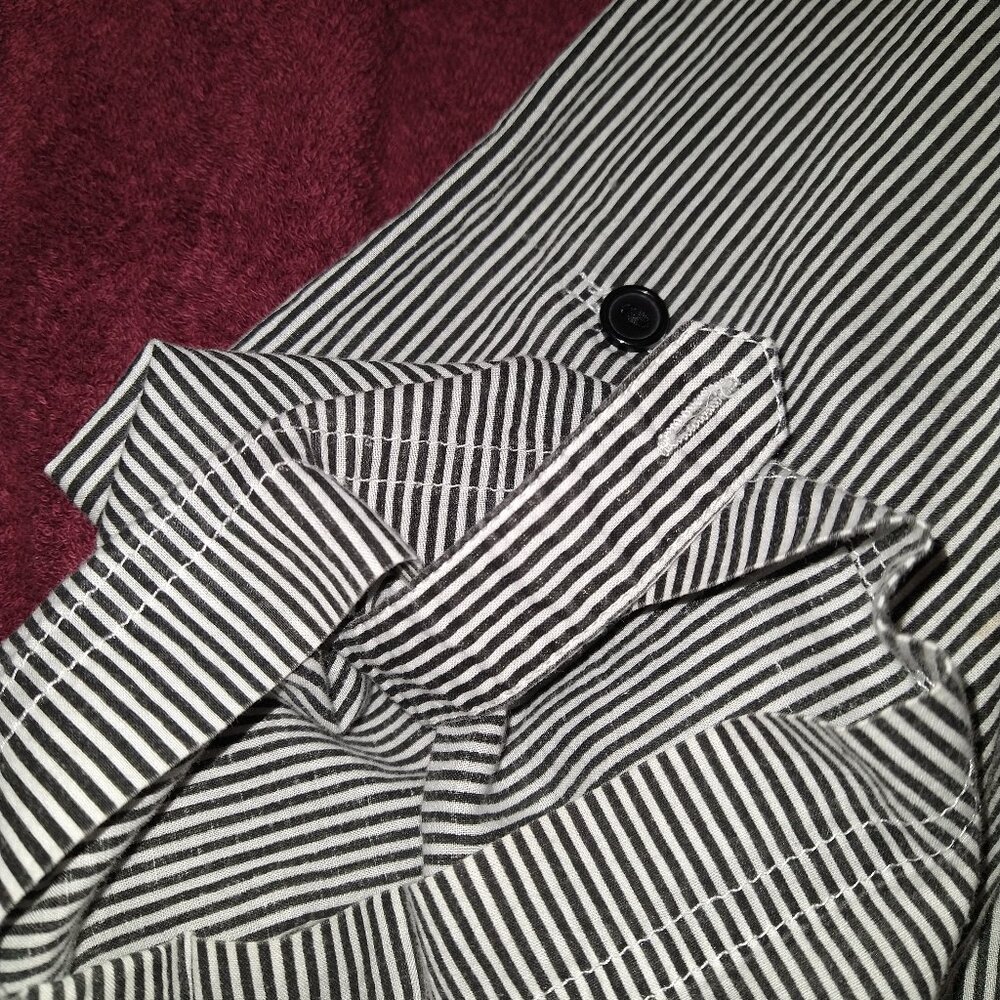 cato woman button up blouse 18/20W Black White Striped Rose Detail - Picture 2 of 7